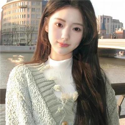 大小姐才不会玩格斗游戏